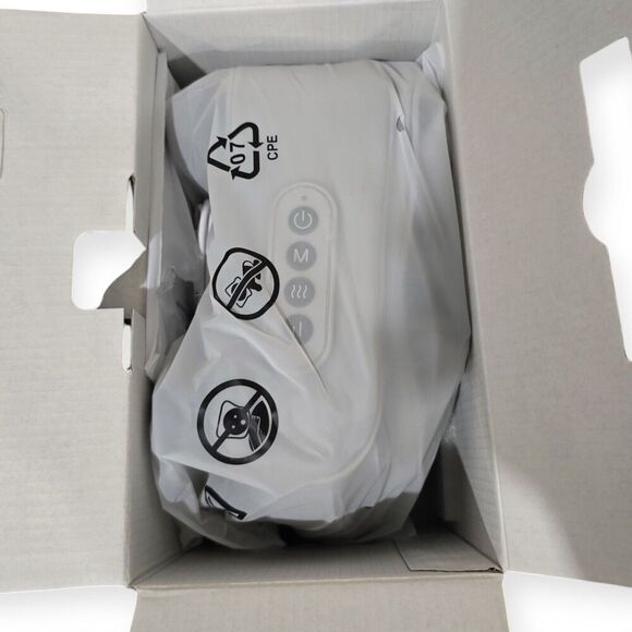 NEW IN BOX KNQZE Deep Tissue 4D Neck Shoulder Kneading Massager with Heat KN6 - Picture 5 of 5